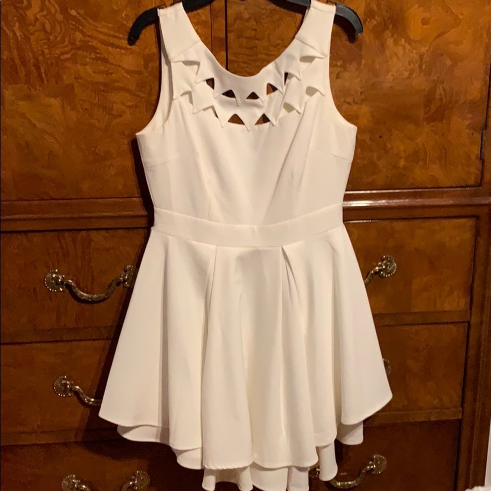 White lulus dress
